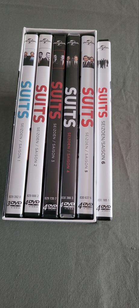 Suits  Seizoen 1 tot en met seizoen 6, Cd's en Dvd's, Dvd's | Tv en Series, Zo goed als nieuw, Overige genres, Vanaf 12 jaar, Verzenden