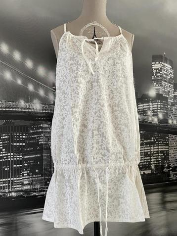 zomers witte blouse topje Miss Captain 42 beschikbaar voor biedingen
