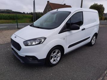 Ford Transit Courier 