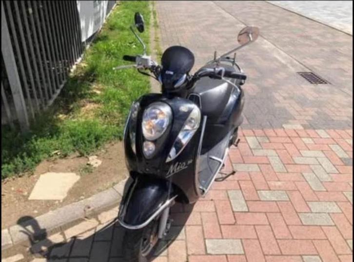 Sym Mio B-Klasse, Fietsen en Brommers, Scooters | SYM, Zo goed als nieuw, Mio, Ophalen