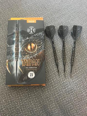 Taipan darts pijlen beschikbaar voor biedingen