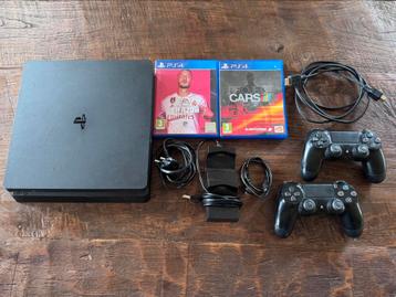 Als nieuwe Sony PlayStation 4 (PS4) 2 controllers + extra’s beschikbaar voor biedingen