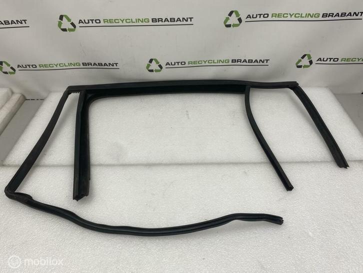 Raamrubber Links Achter Volkswagen Golf Variant 5G9839431A, Auto-onderdelen, Ruiten en Toebehoren, Volkswagen, Gebruikt, Ophalen of Verzenden