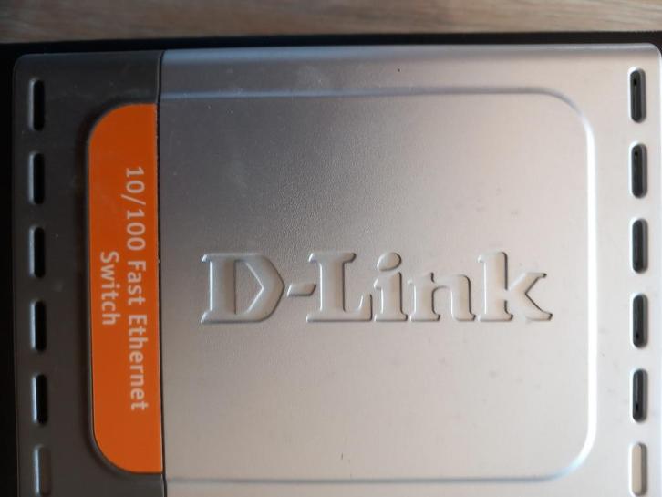 ETHERNET switch D link, Informatique & Logiciels, Commutateurs réseau, Utilisé, Enlèvement ou Envoi