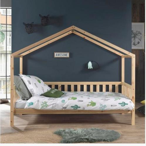 Bedhuis 90x200, Kinderen en Baby's, Kinderkamer | Bedden, Zo goed als nieuw, Lattenbodem, Matras, Ophalen