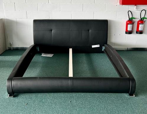 Bedkader Amore 180x200, Huis en Inrichting, Slaapkamer | Bedden, Zo goed als nieuw, Tweepersoons, 180 cm, 200 cm, Overige materialen