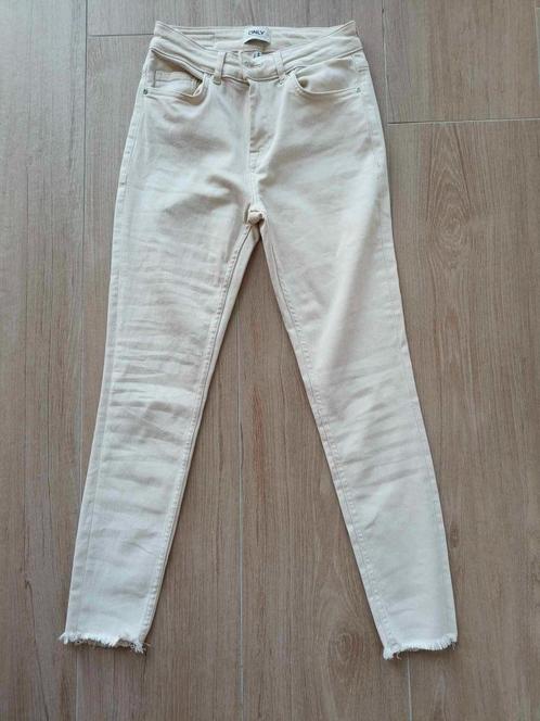 beige lange broek Only, Vêtements | Femmes, Culottes & Pantalons, Porté, Taille 36 (S), Beige, Longs, Enlèvement ou Envoi