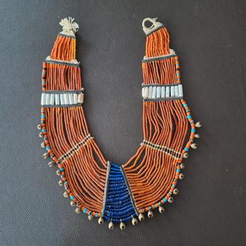 Oude konyak halsketting uit nagaland indië 