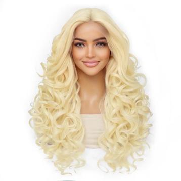 Luxe lace front pruik lang krullend haar lichtblond zonder p beschikbaar voor biedingen