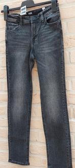 Nieuwe broek maat 146 jack &Jones, Kinderen en Baby's, Kinderkleding | Maat 146, Broek, Jongen of Meisje, Ophalen of Verzenden