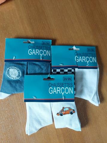 Six paires de bas 31/35 neufs, Neuf, Garçon, Enlèvement, Chaussettes