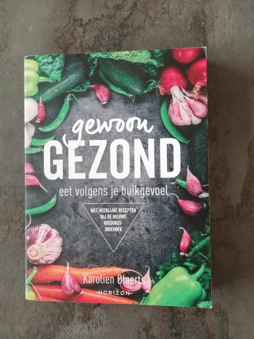 Karola's Kitchen ,Gewoon gezond,9789464103007,Kookboek, Boeken, Kookboeken, Zo goed als nieuw, Voorgerechten en Soepen, Hoofdgerechten