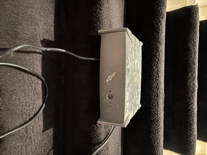 MGE Ellipse 375 UPS – noodstroombeveiliging voor pc/NAS, Computers en Software, Noodvoedingen (UPS), Zo goed als nieuw, Ophalen