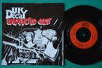 UK Decay – Unexpected Guest / Dresden - D - vinyl singel, 7 inch, Single, Ophalen of Verzenden, Zo goed als nieuw