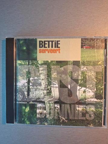 Cd. Bettie Serveert. Dust Bunnies. beschikbaar voor biedingen
