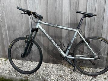 Thompson Mach 5 MTB DEORE LX + extra wielset + extra banden beschikbaar voor biedingen