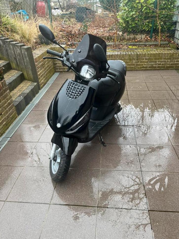 Piaggio zip A1, Vélos & Vélomoteurs, Scooters | Piaggio, Comme neuf, Zip, Enlèvement
