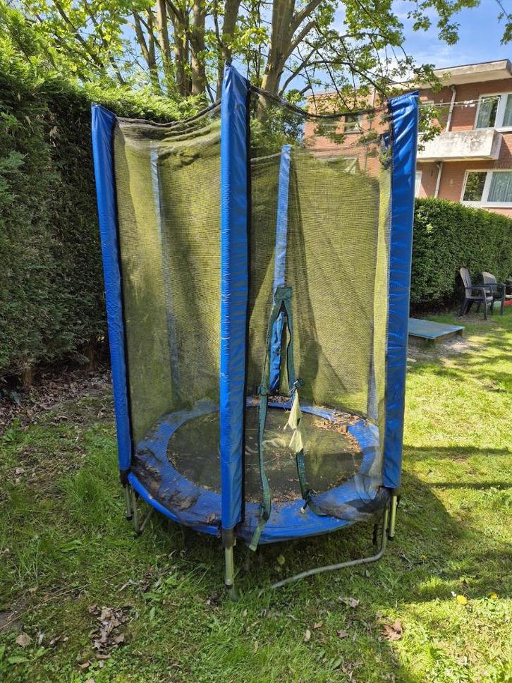Trampoline Plum Junior - A donner - 1,40m x 1,40m x 2m, Kinderen en Baby's, Speelgoed | Buiten | Trampolines, Gebruikt, Ophalen