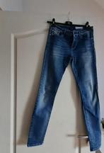 Armani jeans push up, Kleding | Dames, Spijkerbroeken en Jeans, Gedragen, Blauw, W27 (confectie 34) of kleiner, Ophalen