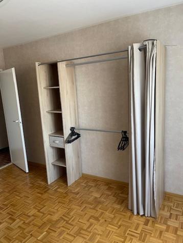 Penderie Colorado extensible décor chêne beschikbaar voor biedingen