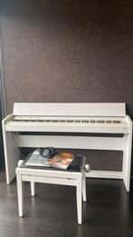 Roland piano digitaal F-120, Muziek en Instrumenten, Ophalen, Zo goed als nieuw