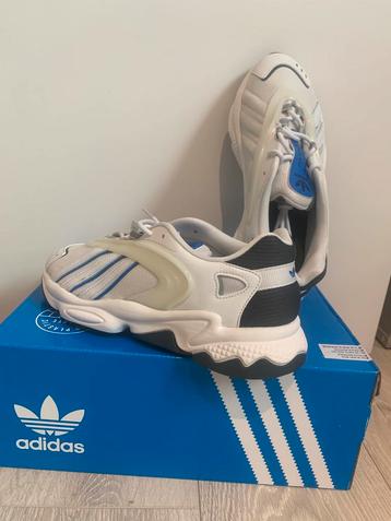 Baskets basses unisex Adidas OZTRAL p-43 1/3 beschikbaar voor biedingen