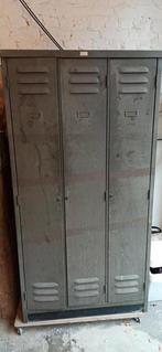 metalen garderobe, Ophalen, Gebruikt