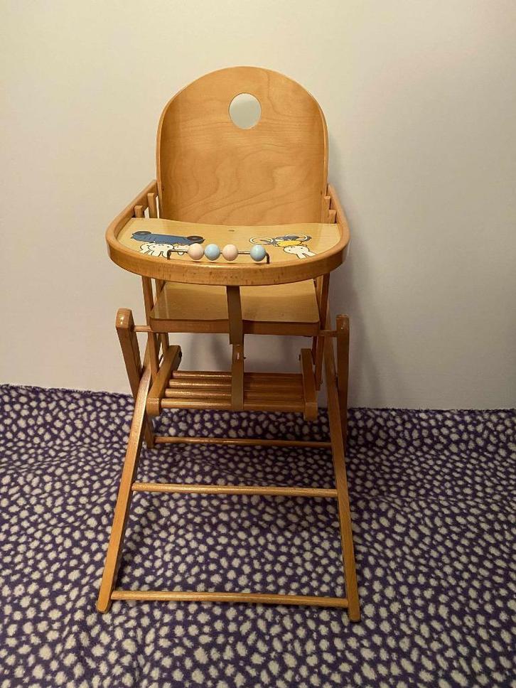 Opplooibare Nijntje- kinderstoel COMBELLE, Kinderen en Baby's, Kinderstoelen, Gebruikt, Ophalen