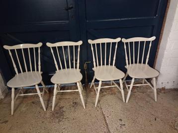 4 retro spijlstoelen jaren 80 beschikbaar voor biedingen