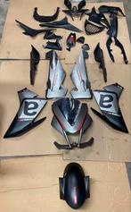 Aprilia rsv4 kuipset, Motoren, Ophalen