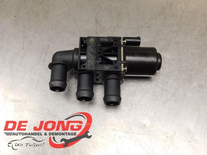 Pompe à eau d'un BMW X3, Autos : Pièces & Accessoires, Climatisation & Chauffage, BMW, Utilisé, 3 mois de garantie, Enlèvement ou Envoi