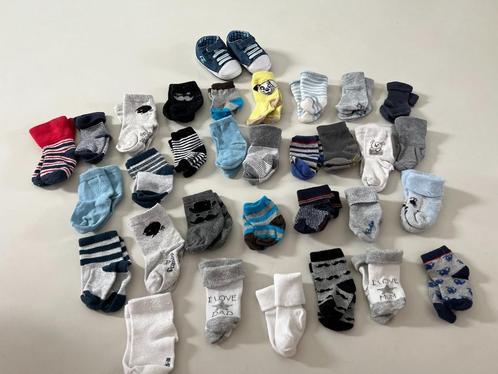 30 babykousjes/ schoentje obaibi 6/12m, Enfants & Bébés, Vêtements de bébé | Chaussures & Chaussettes, Comme neuf, Garçon, Chaussettes