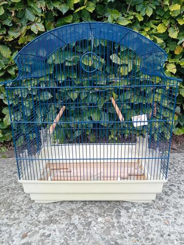 Vogelhokje beschikbaar voor biedingen