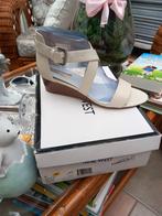 Nine West,mooie nieuwe sandalen, Beige, Nine west, Enlèvement ou Envoi, Sandales et Mûles