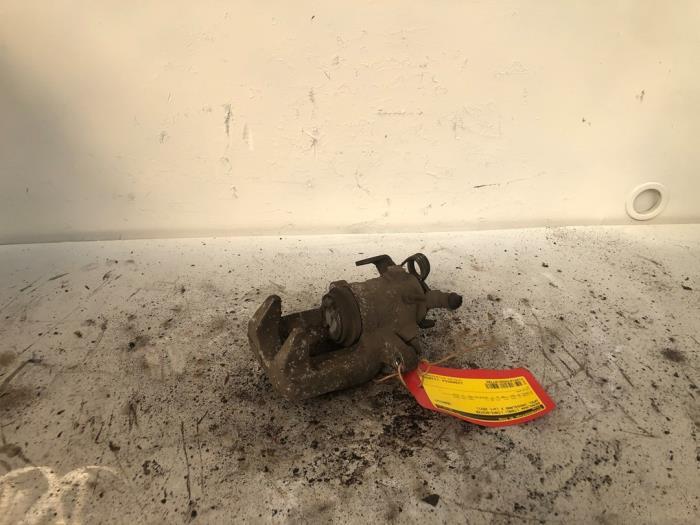 Etrier de frein (pince) arrière gauche d'un Opel Crossland, Autos : Pièces & Accessoires, Freins & Transmission, Opel, Utilisé