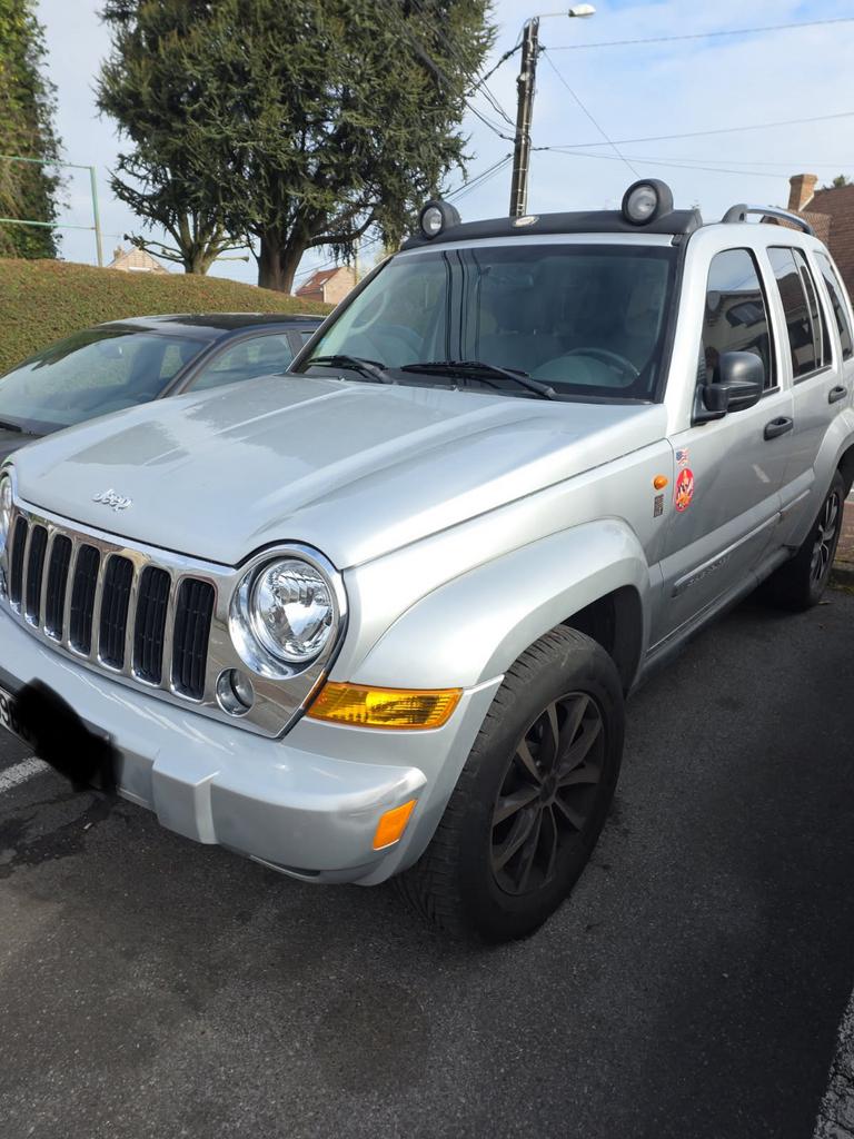Jeep cherokee 2.8crd an2005 144000km toit ouvrant cuir, Auto's, Automaat, Leder, Diesel, Grijs