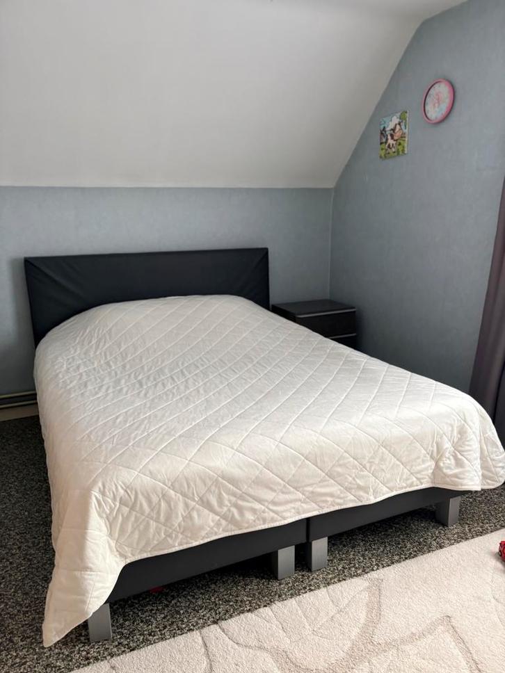 Tweepersoonsbed Bed Boxspring, Huis en Inrichting, Slaapkamer | Boxsprings, Zo goed als nieuw, Ophalen