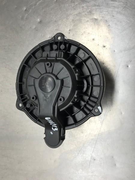 KACHEL VENTILATORMOTOR Hyundai iX35 (LM) (|F00S3B2441|), Robert Bosch AG, Gebruikt, Hyundai, Robert-Bosch-Allee 1
74232  Abstatt, DE