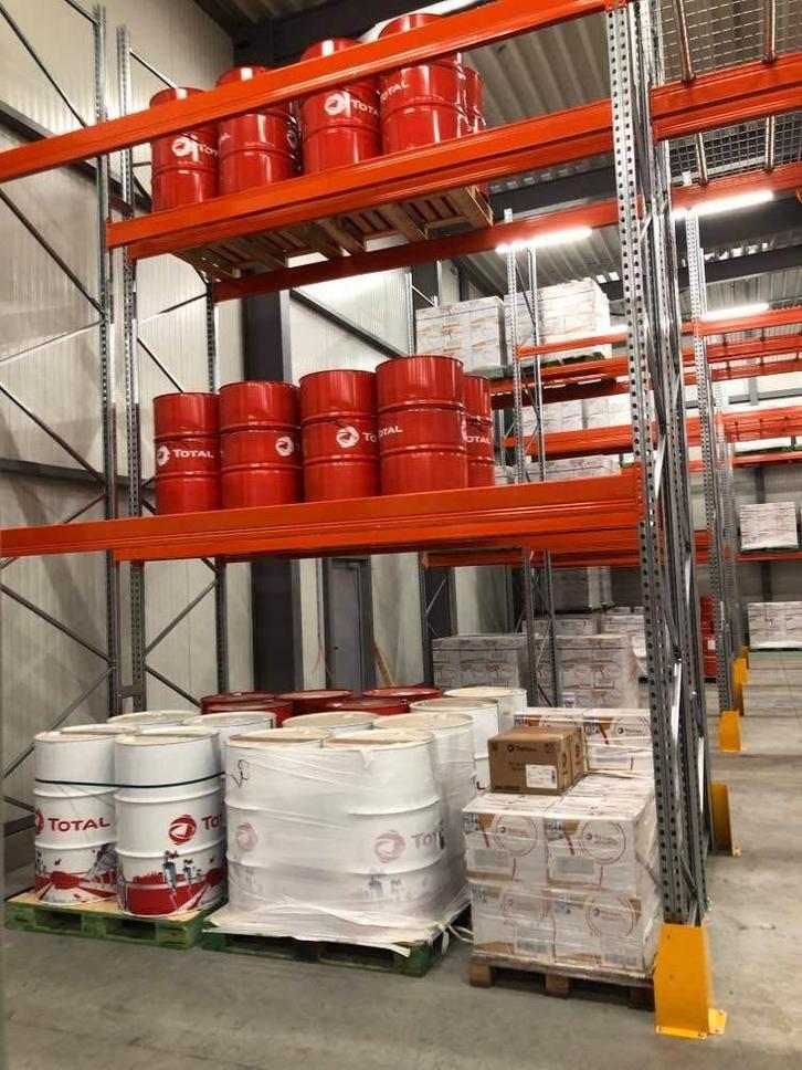 DESTOCKAGE HUILES MOTEUR HYDRAULIQUE TRANSMISSION, Articles professionnels, Agriculture | Tracteurs, Renault, Enlèvement