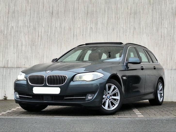 BMW 520D /BOITE AUTOMATIQUE/TOIT PANO/CUIR/LED/XÉNON/CARNET/, Autos, BMW, Entreprise, Série 5, Bluetooth, Isofix, Toit panoramique