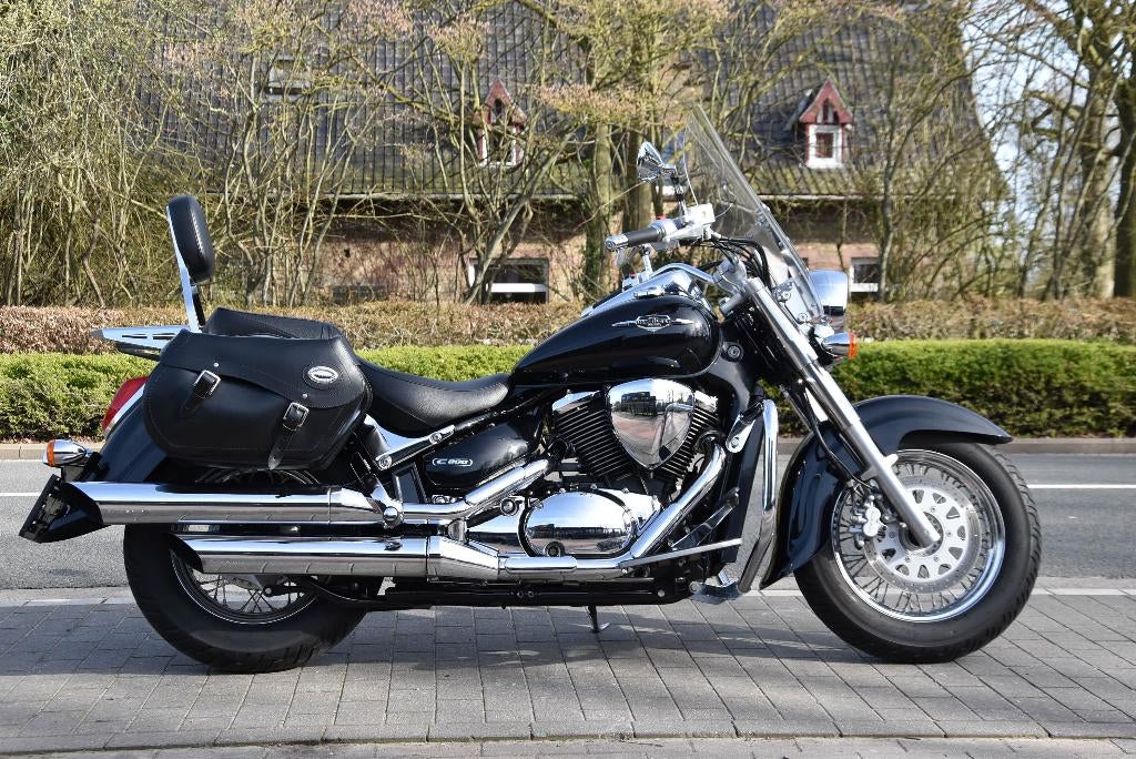 Suzuki - VL 800 C - Intruder, Motos, Motos | Suzuki, Entreprise, Chopper, plus de 35 kW, 2 cylindres, Permis Moto A, Enlèvement