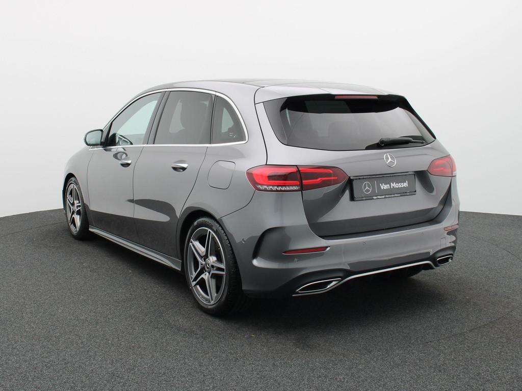 Mercedes-Benz B-Klasse 200d AMG Line + PANORAMISCH DAK + MUL, Autos, Mercedes-Benz, Argent ou Gris, Achat, Entreprise, 1435 kg
