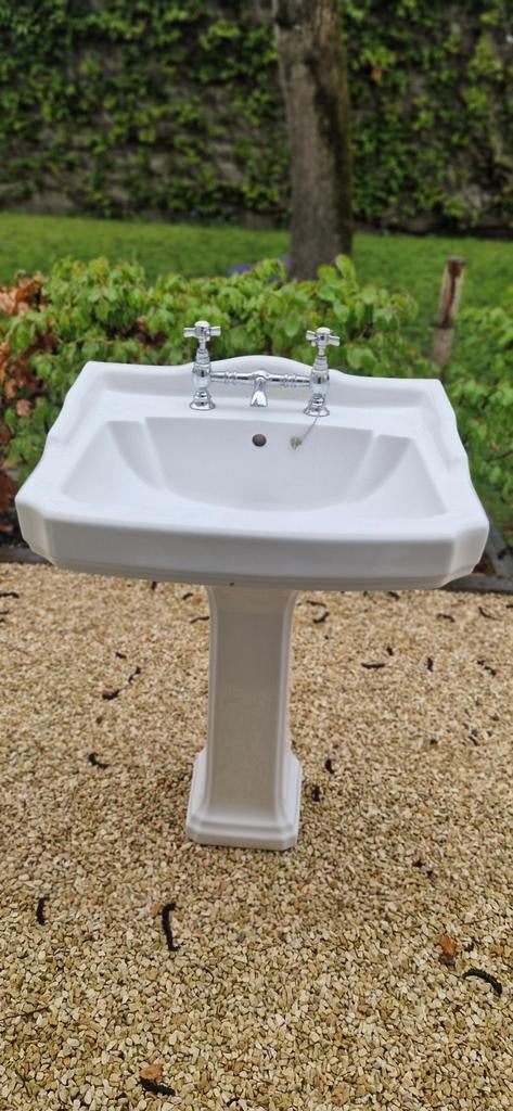 Antieke lavabo, Ophalen