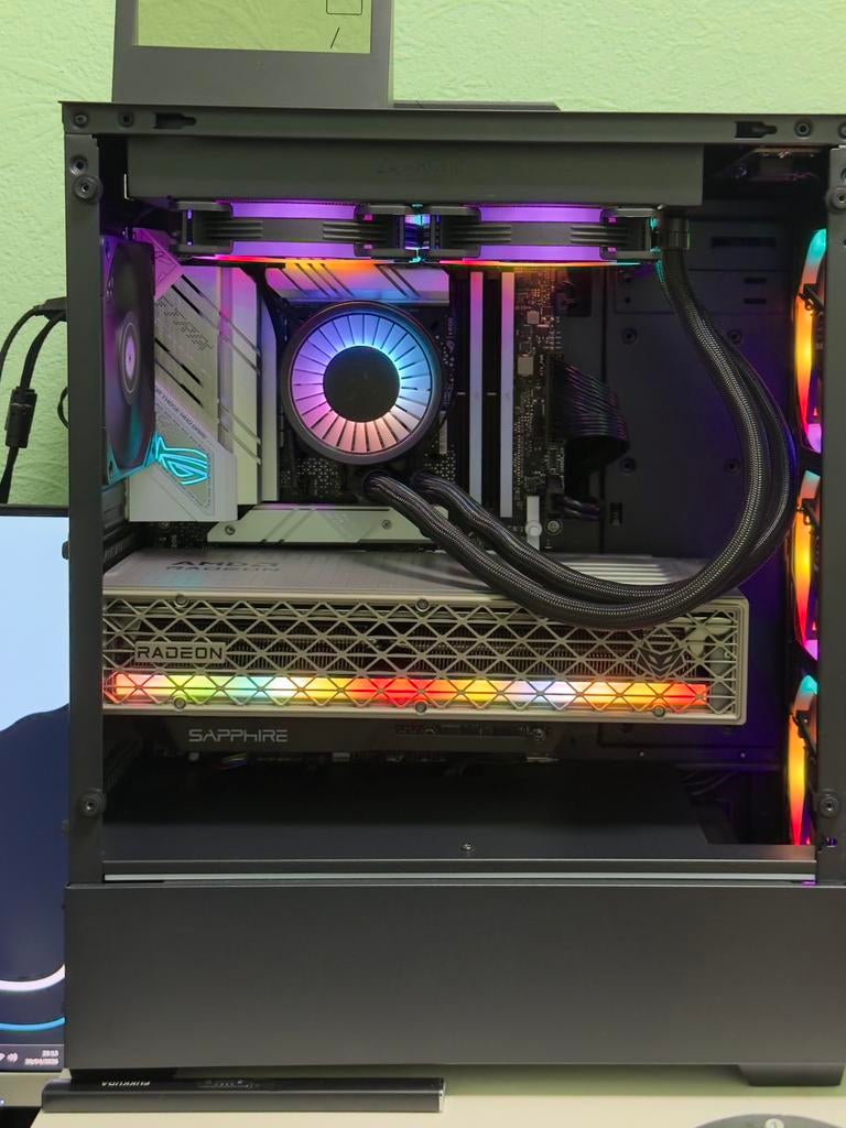 AMD RADEON RX 9070xt SAPPHIRE NiTRO+, Informatique & Logiciels, Cartes vidéo, Enlèvement, Comme neuf, GDDR6, AMD