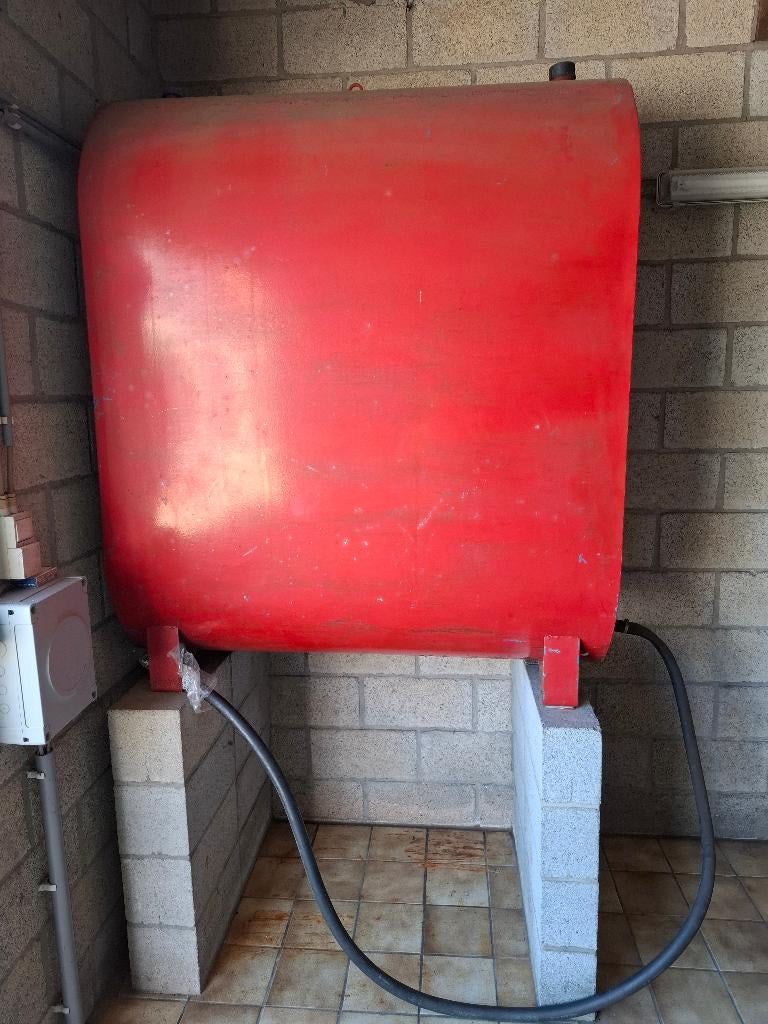 Mazout ton ovaal, Tuin en Terras, 150 liter of meer, Ophalen, Gebruikt, Metaal