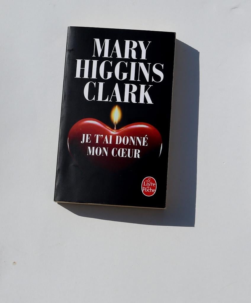 Thriller : Mary Higgins Clark "Je t'ai donné mon coeur", Livres, Enlèvement ou Envoi, Comme neuf, Mary Higgins Clark.