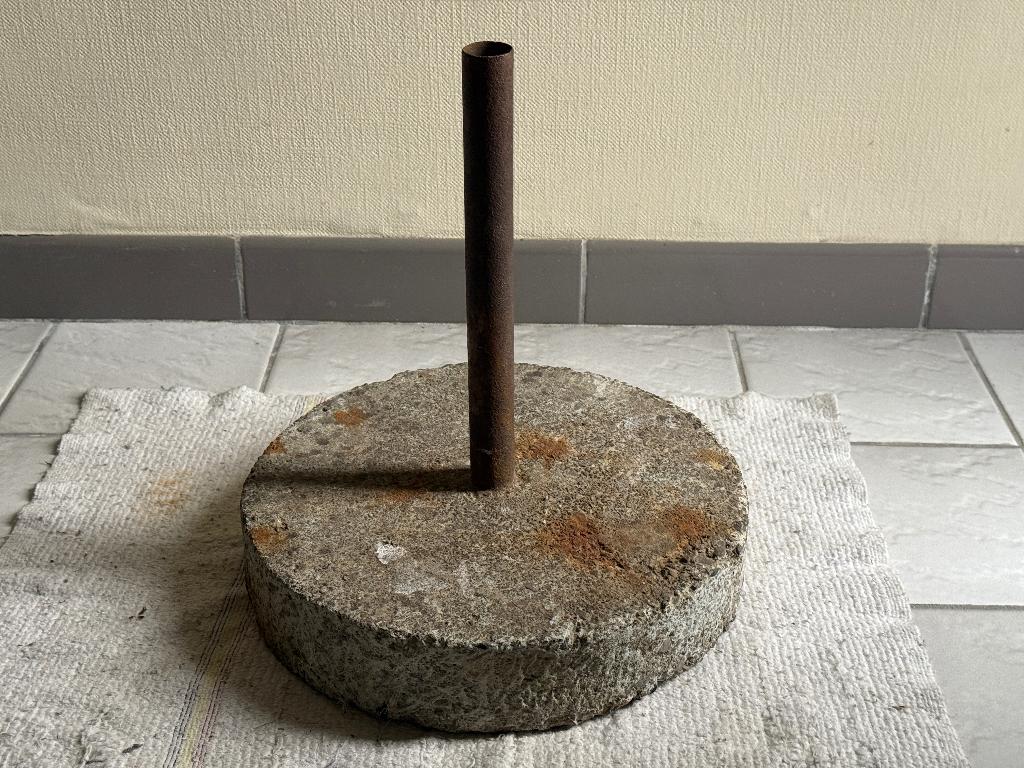 Pied de parasol, Enlèvement, Utilisé