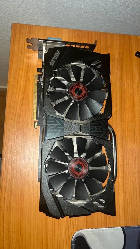 ASUS STRIX GeForce GTX 970 - 4GB GDDR5 - DirectCU II OC, Informatique & Logiciels, Cartes vidéo, Comme neuf, GDDR5, HDMI, Enlèvement ou Envoi