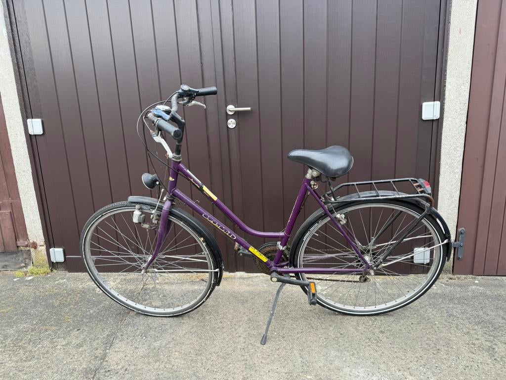 Oxford damesfiers, Ophalen, Gebruikt