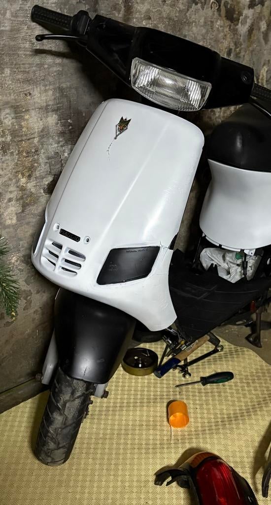 Piaggio zip 1 pour pieces ou a restaurer, Vélos & Vélomoteurs, Scooters | Piaggio, Zip, Enlèvement